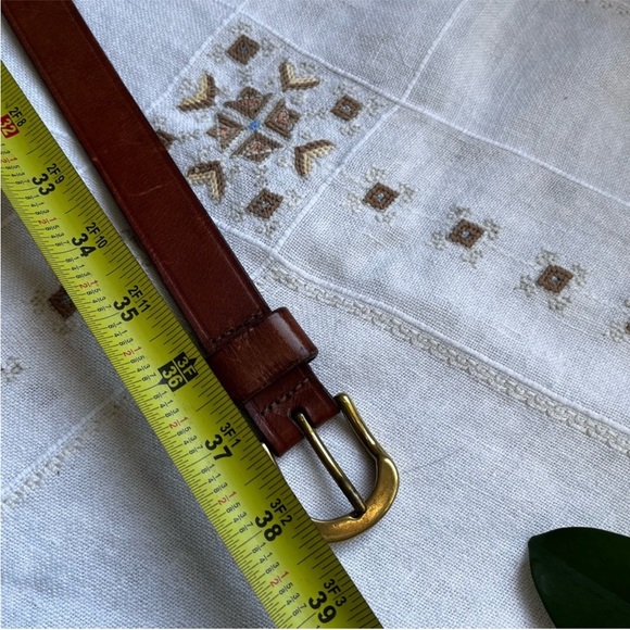 Eddie Bauer leather belt - Picture 4 of 5